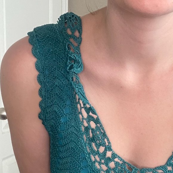 Crochet Fitted Midi Dress - Picture 5 of 8